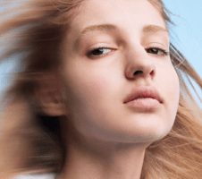 Akne ja kuidas sellega võidelda? | La Roche-Posay