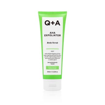 Q+A AHA Exfoliator Body Scrub AHA happega kehakoorija 250 ml